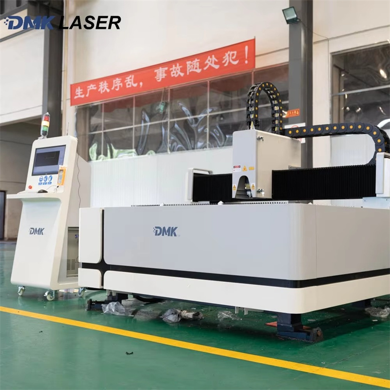Industrial Laser Table - เครื่องตัดโลหะแผ่นแบบเปิดรุ่น TQL-F3000-3015 พร้อมแหล่งกำเนิดเลเซอร์สำหรับงานตัดในอุตสาหกรรม