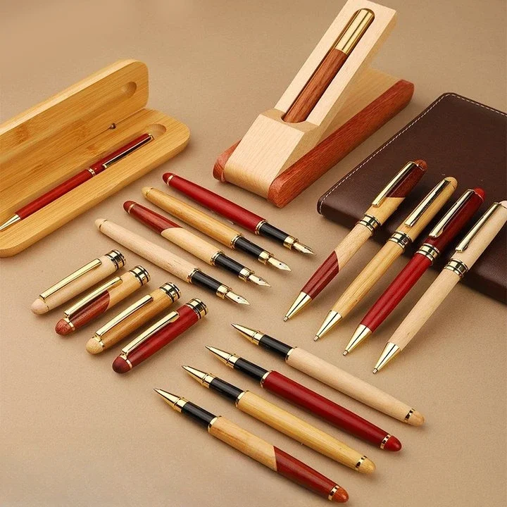 Industrial Laser Pen - โลโก้ที่กําหนดเองไม้ไผ่ไม้ลายเซ็นปากกาลูกลื่นเลเซอร์ปรับแต่งชื่อบริษัท Maple Beech ไม้ธุรกิจสําเร็จการศึกษากล่องของขวัญ